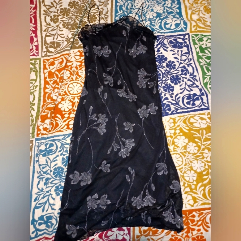 Little black dress w/silver glitter floral